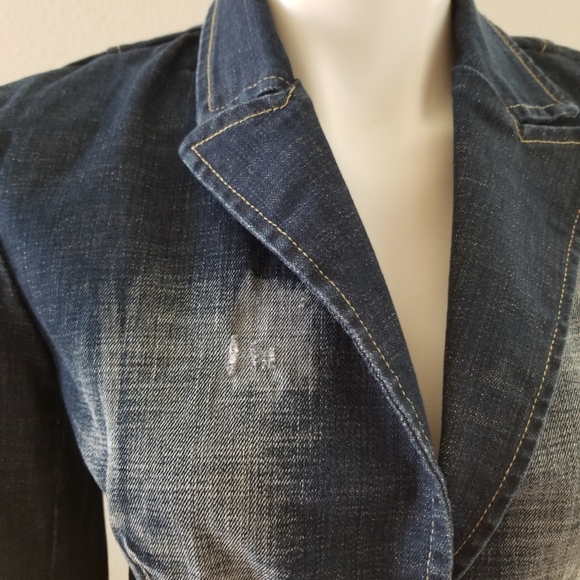 Jean Jacket - Picture 9 of 10